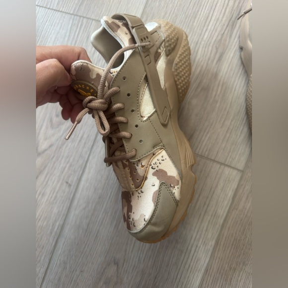 Nike Air Huarache Run Desert Ore  Men’s Camouflage Sneakers 👟 - Picture 8 of 14